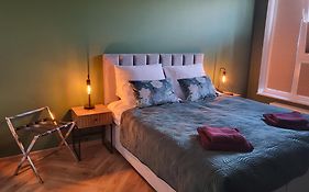 Apartament W Centrum Luksusowy, Full Opcja, Zameldowanie 24H, Duzy Parking, Balkon, Playstation 5, Ekspres, Netflix, Winda, Fv, Nowy Budynek